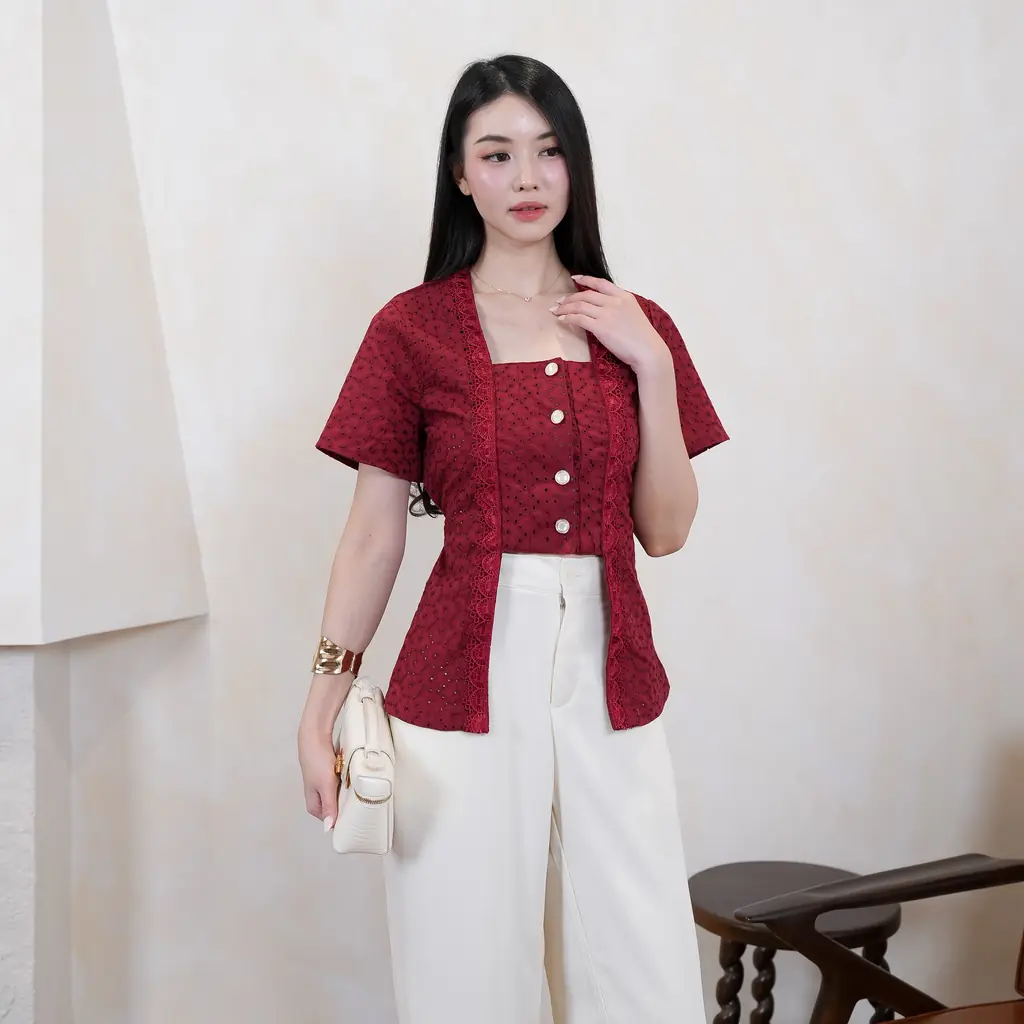 Kebaya Kutu Baru Gina Katun Bolong