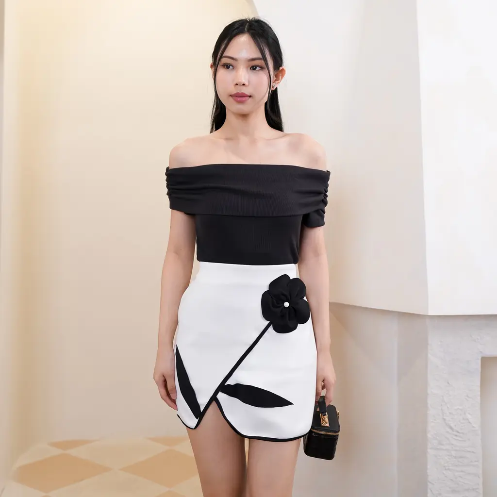Mini Skirt Zha Floral Artsy
