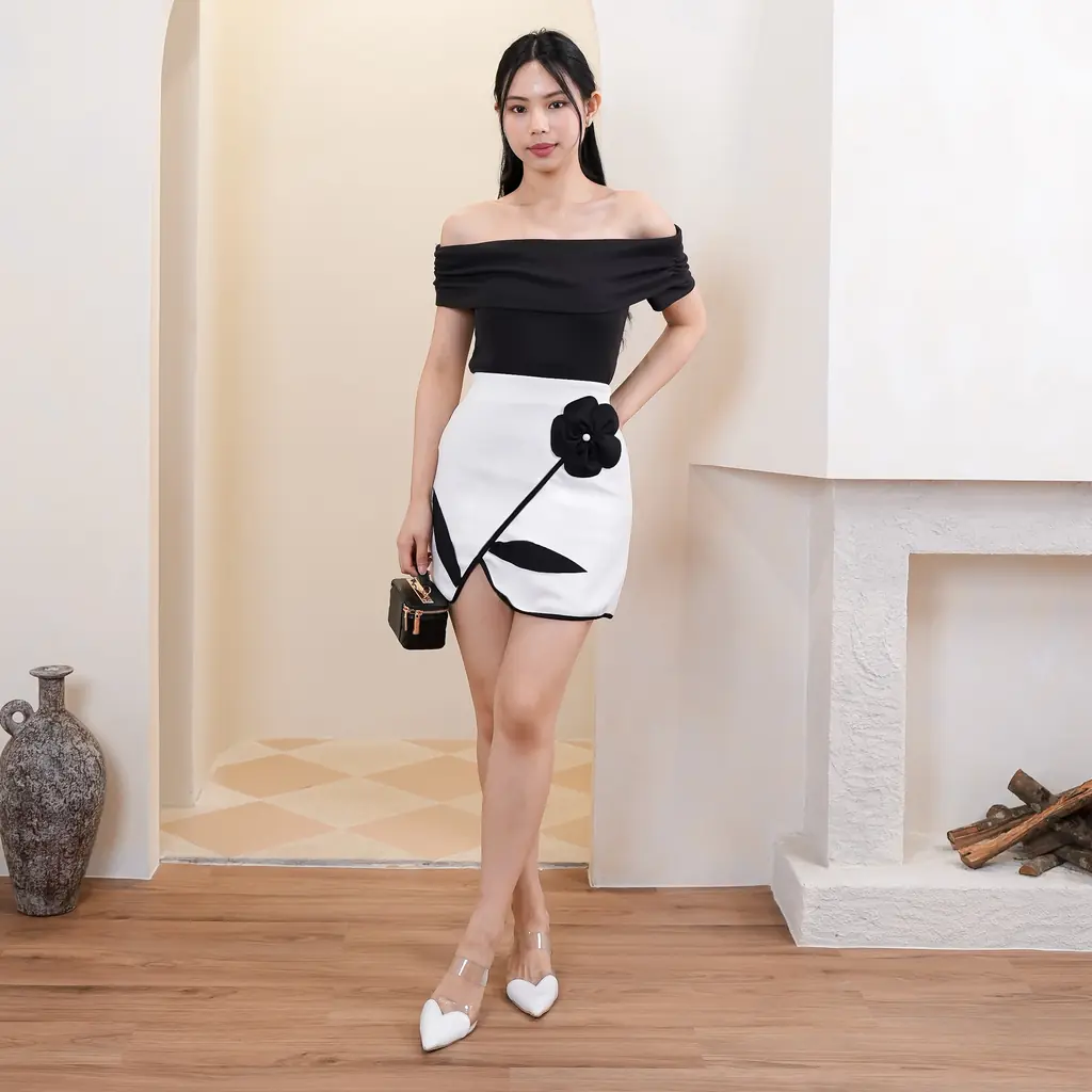 Mini Skirt Zha Floral Artsy